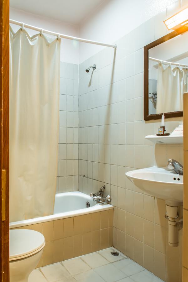 Little Nepal Inn Катманду Экстерьер фото
